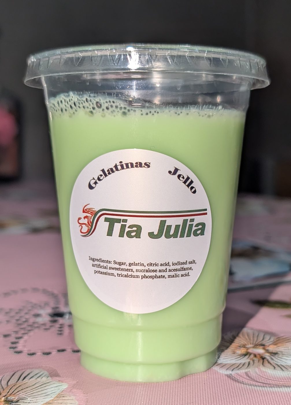 Tía Julia product label on cup